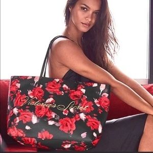 Victoria's Secret Limited Edition 2019 Large Red Floral Rose Tote Bag NW…